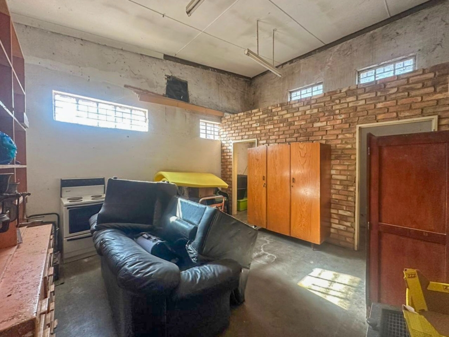 4 Bedroom Property for Sale in De Kroon A H North West